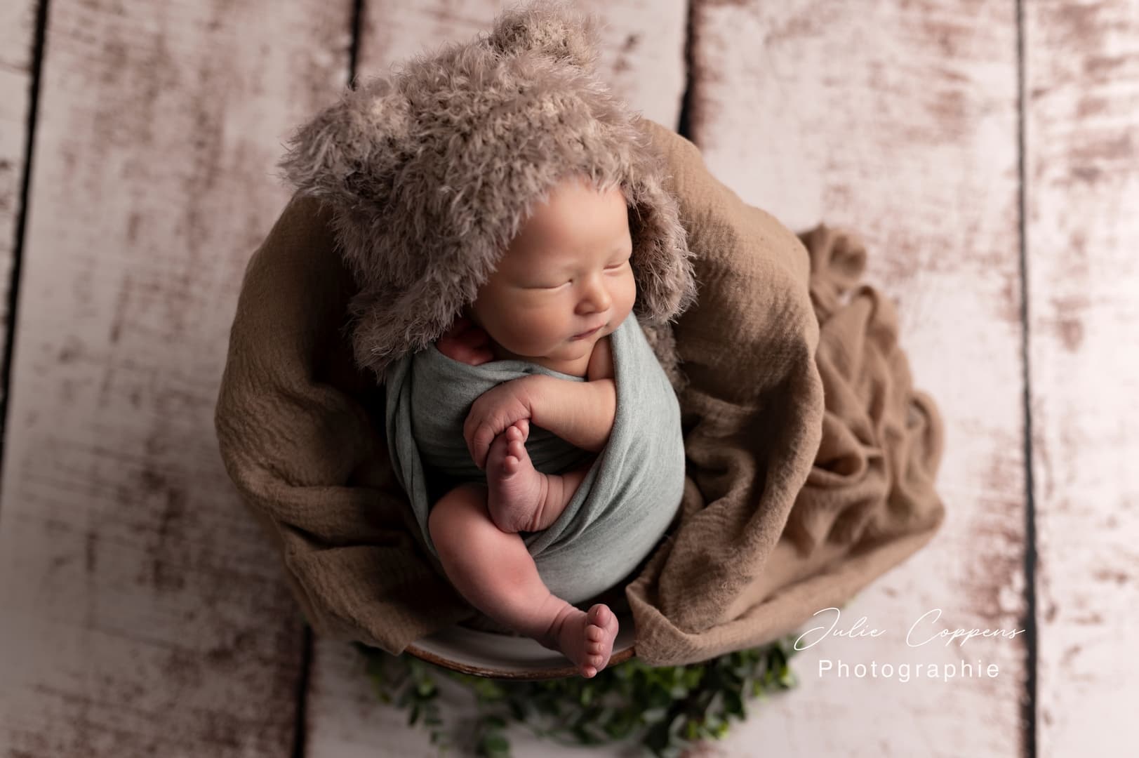 Séance naissance par Julie Coppens Photographie