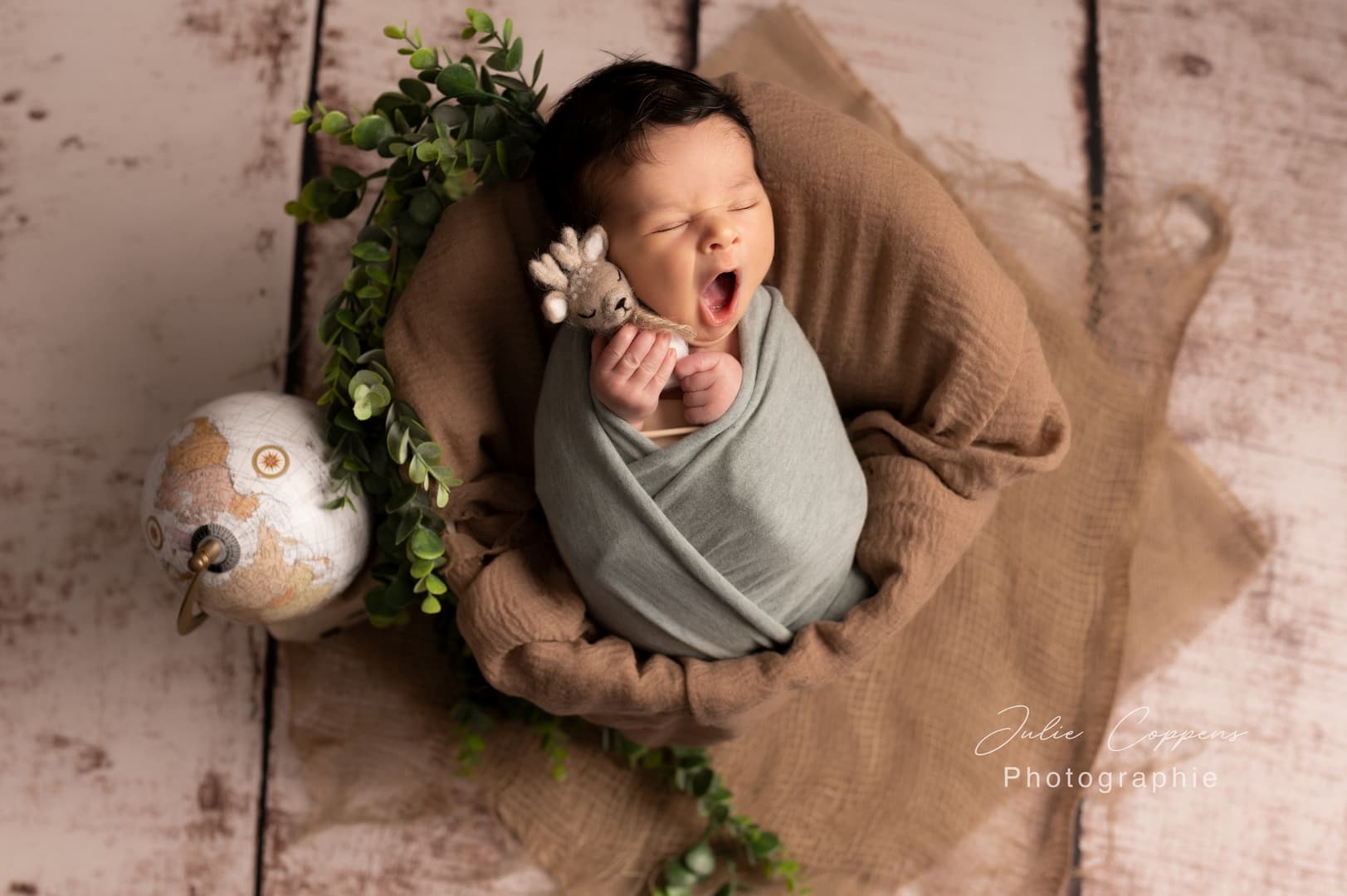 Séance naissance par Julie Coppens Photographie